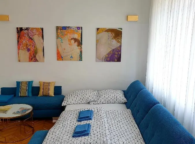Sunny And Spacious Near Centre Διαμέρισμα *